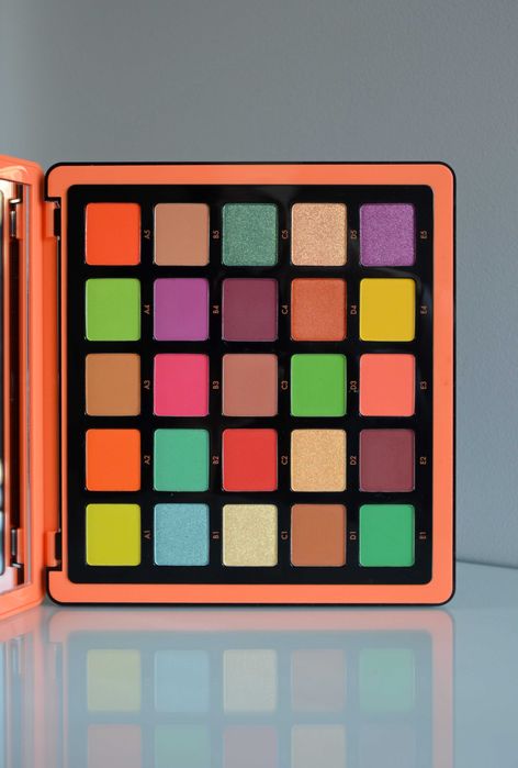 Anastasia Beverly Hills Norvina Pro Pigment Vol. 3 ABH paleta cieni