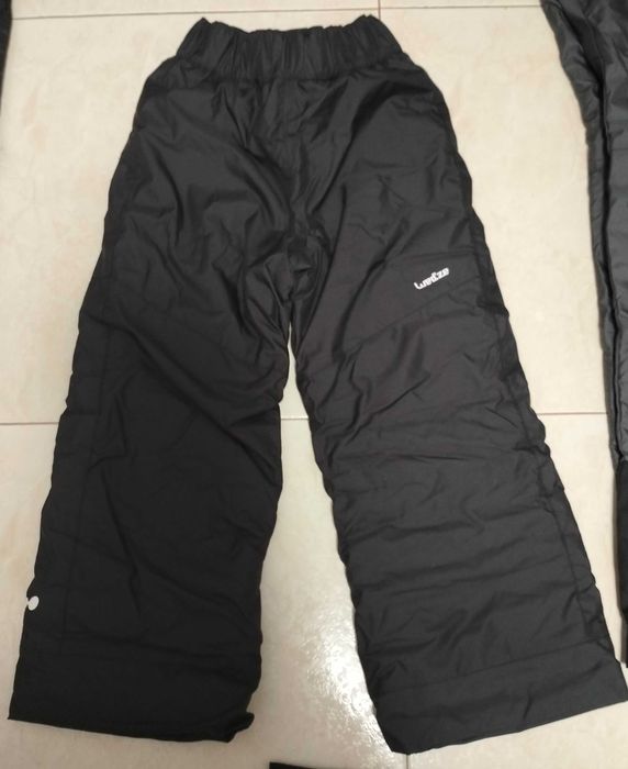 Conjunto familiar para ida à neve