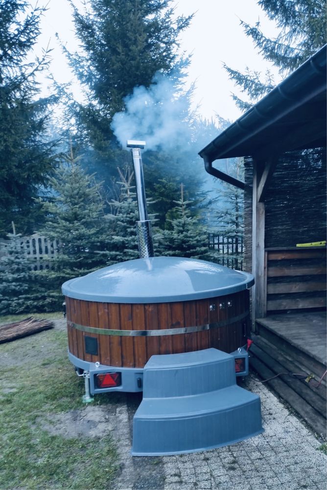Wynajem balii mobilnej z jacuzzi