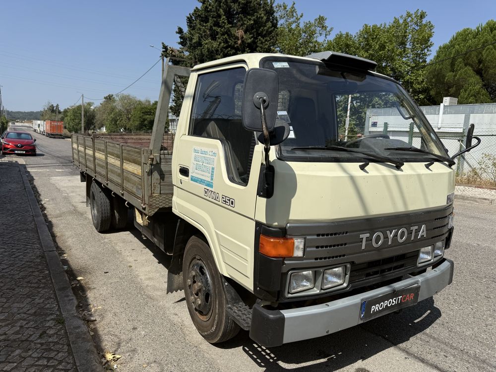 TOYOTA DYNA 250 LIGEIRA IMPECÁVEL APENAS 117.000km ###OPORTUNIDADE###