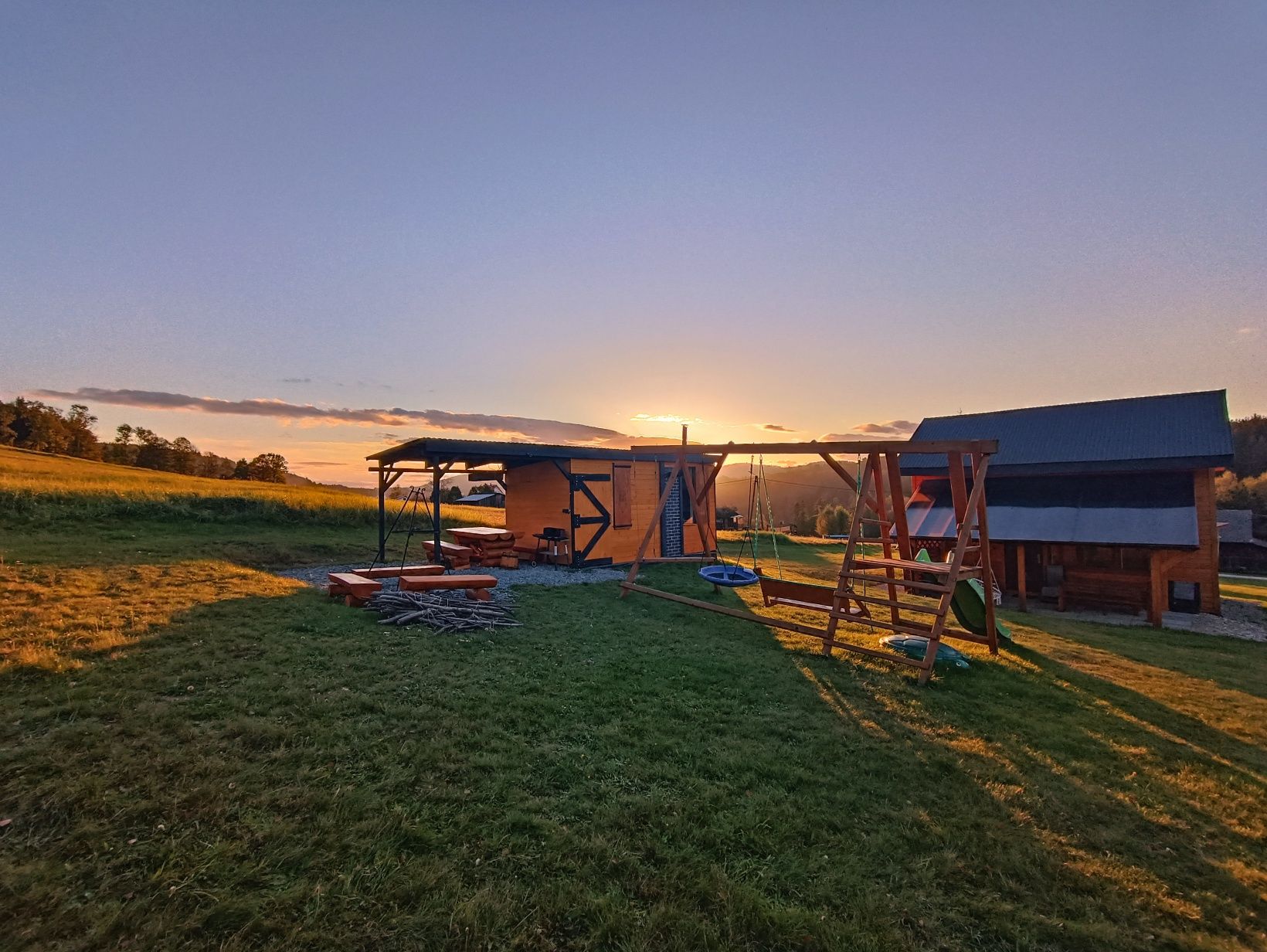 Domek wynajem wolny od 25-29.08 , sauna, jacuzzi Leśna Zagroda