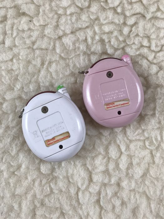 Zestaw 2 Tamagotchi Bandai Wiz 2004, zielone różowe vintage oryginalne