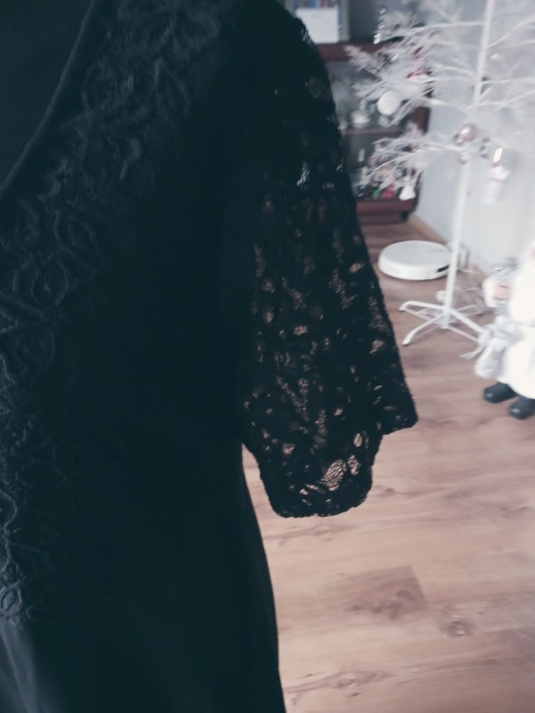 Sukienka czarna z koronka lekka 42 damska