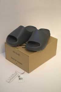 Yeezy Slide "Slate Grey" - Nowe, Oryginalne, Rozmiar 43