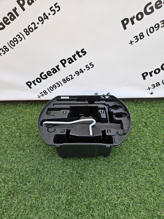 Набір інстументів вкладиш органайзер Peugeot 3008 | Пежо