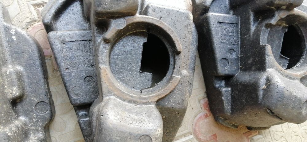 Органайзер пенопласт в запаску авто Skoda tour Octavia Golf 4 Audi