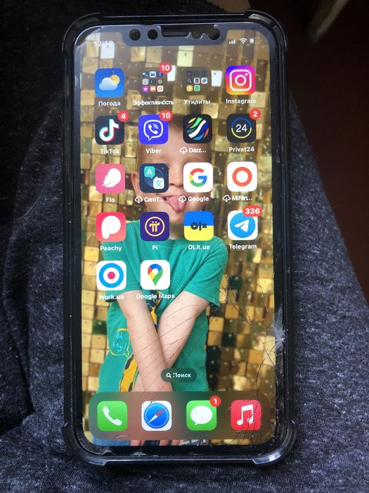 Продаю iPhone 11