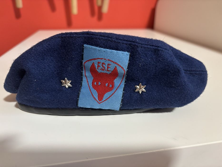 Skauci europy beret rozmiar 54