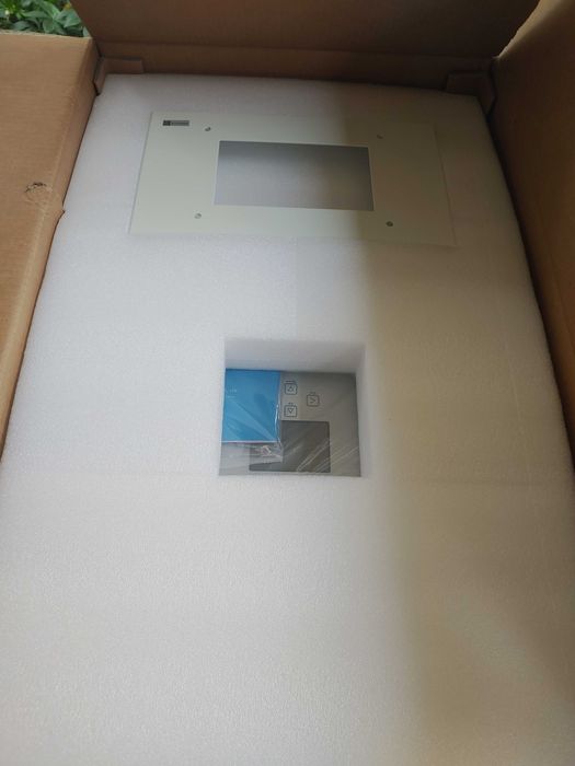 Гібридний інвертор Deye 8kW SUN-8K-SG05LP1-EU-AM2-P 48В, 2 MPPT