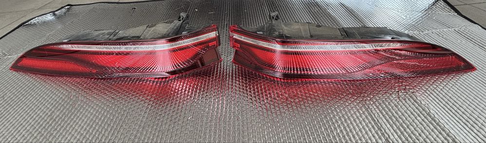 Lampa Jaguar F Pace LIFT tył prawa i lewa-USA