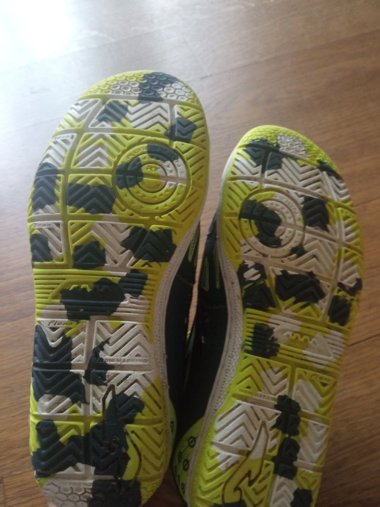 Buty halowe joma r.32