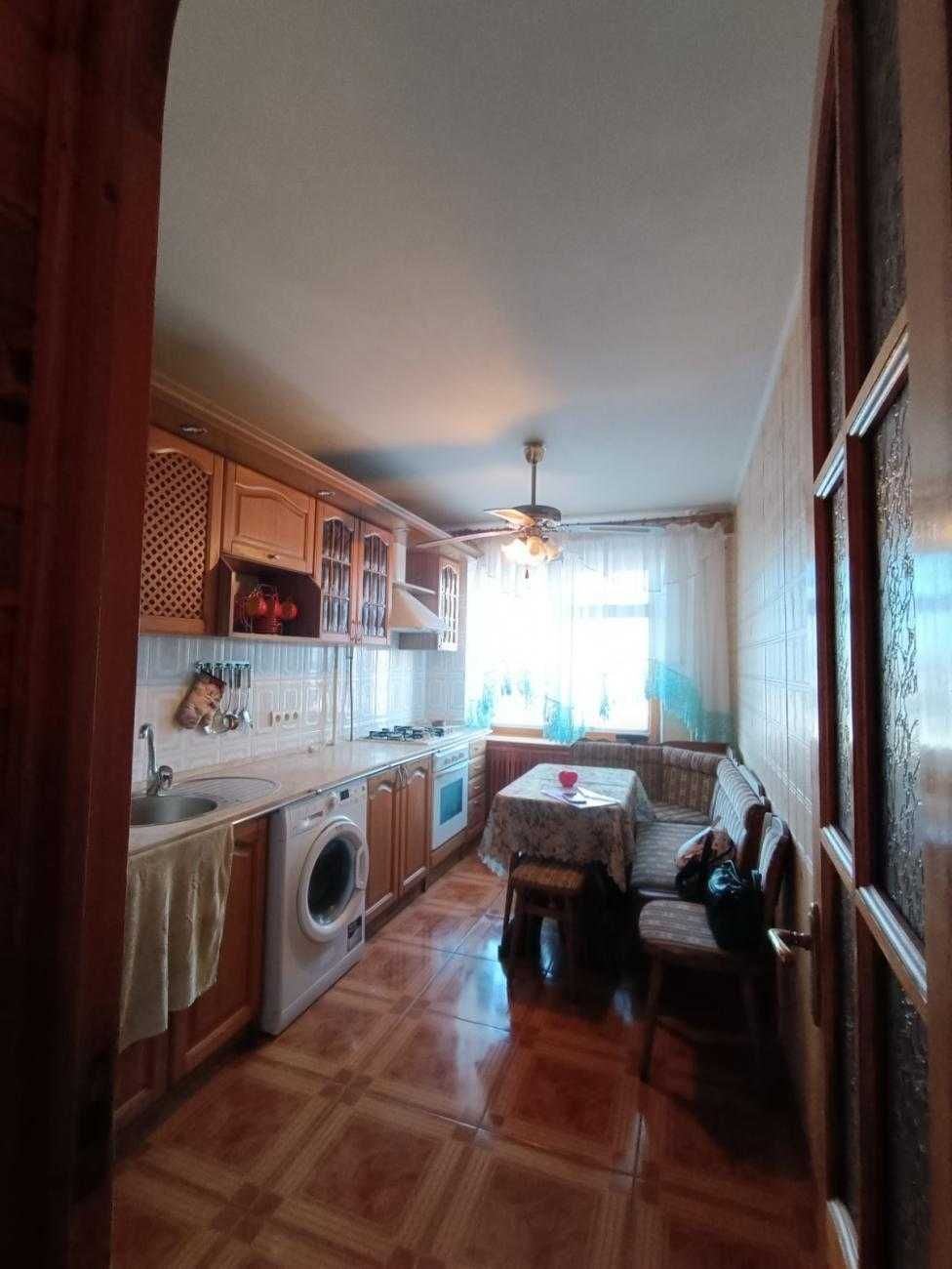 Продам 3 ком квартиру на Вузовском ул. А.Невского (822-424)