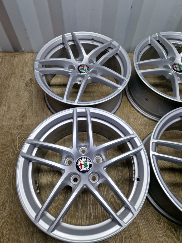 Felgi 16 alfa Romeo 147 gulia gulietta 5x110 7j et31 os 65.1