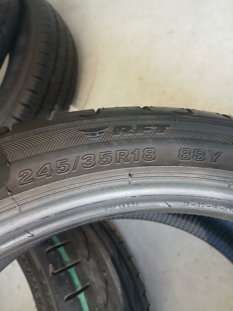 2 pneus 245 35 r18 RFT Bridgestone