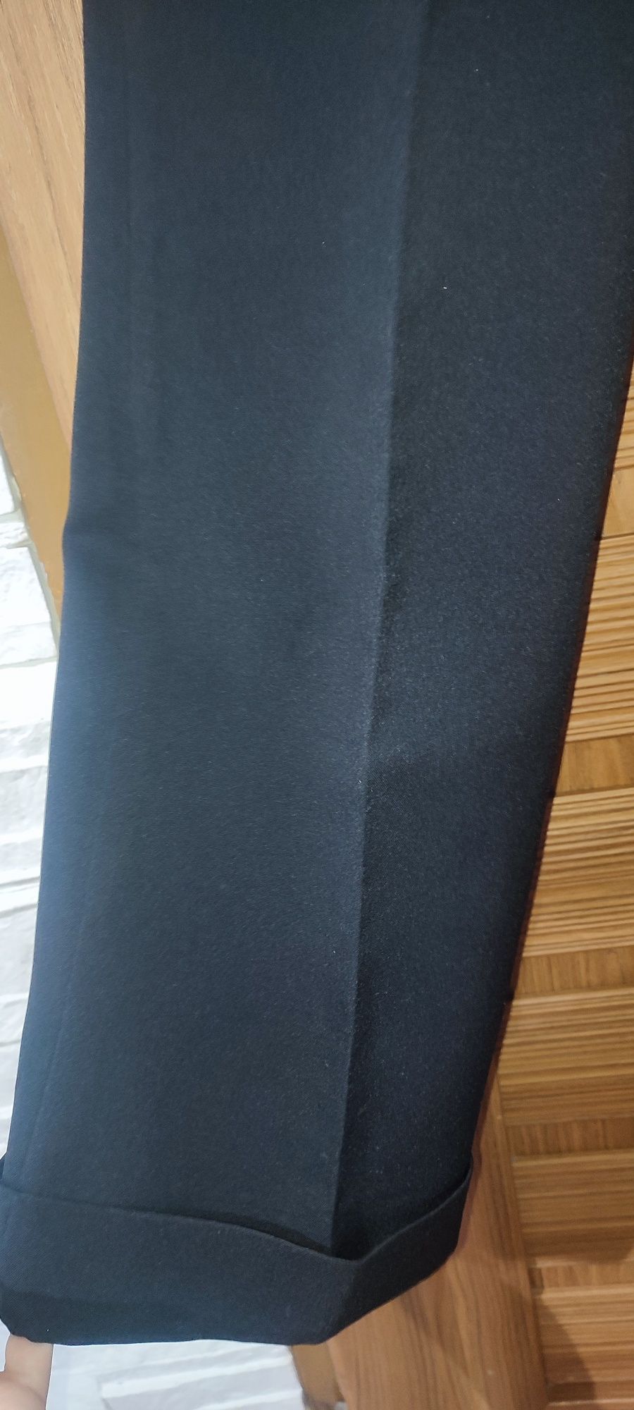 Modne klasyczne czarne spodnie rozm L -XL wymiary na fotkach