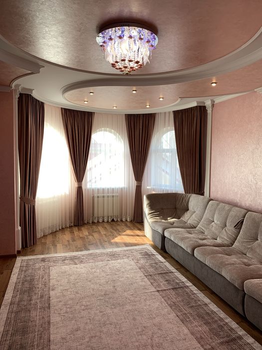 Будинок в буковинській Конча-Заспі