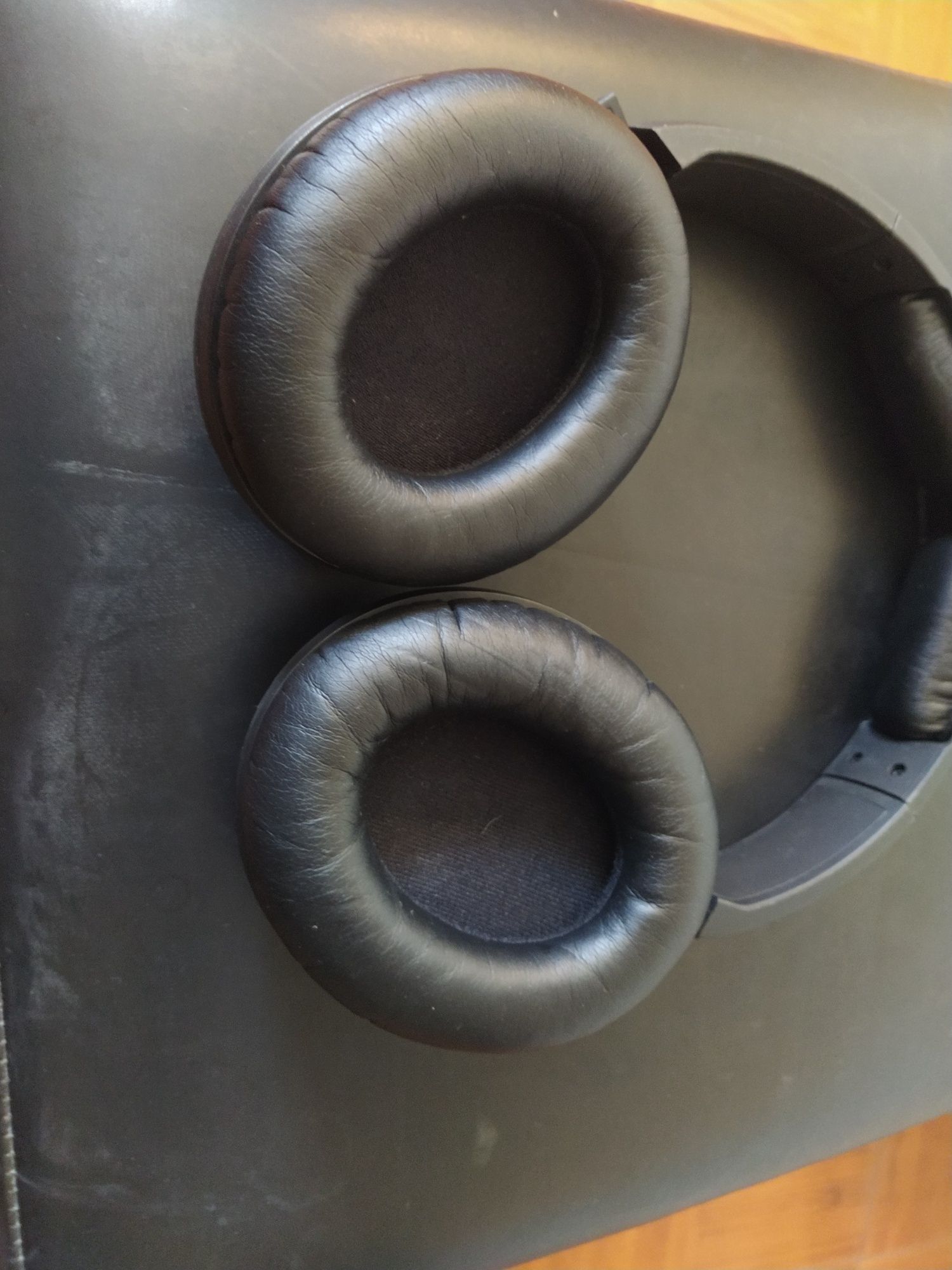 Phones krk hns 8400