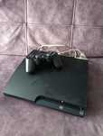 Konsola PS3 + pad + 2 gry