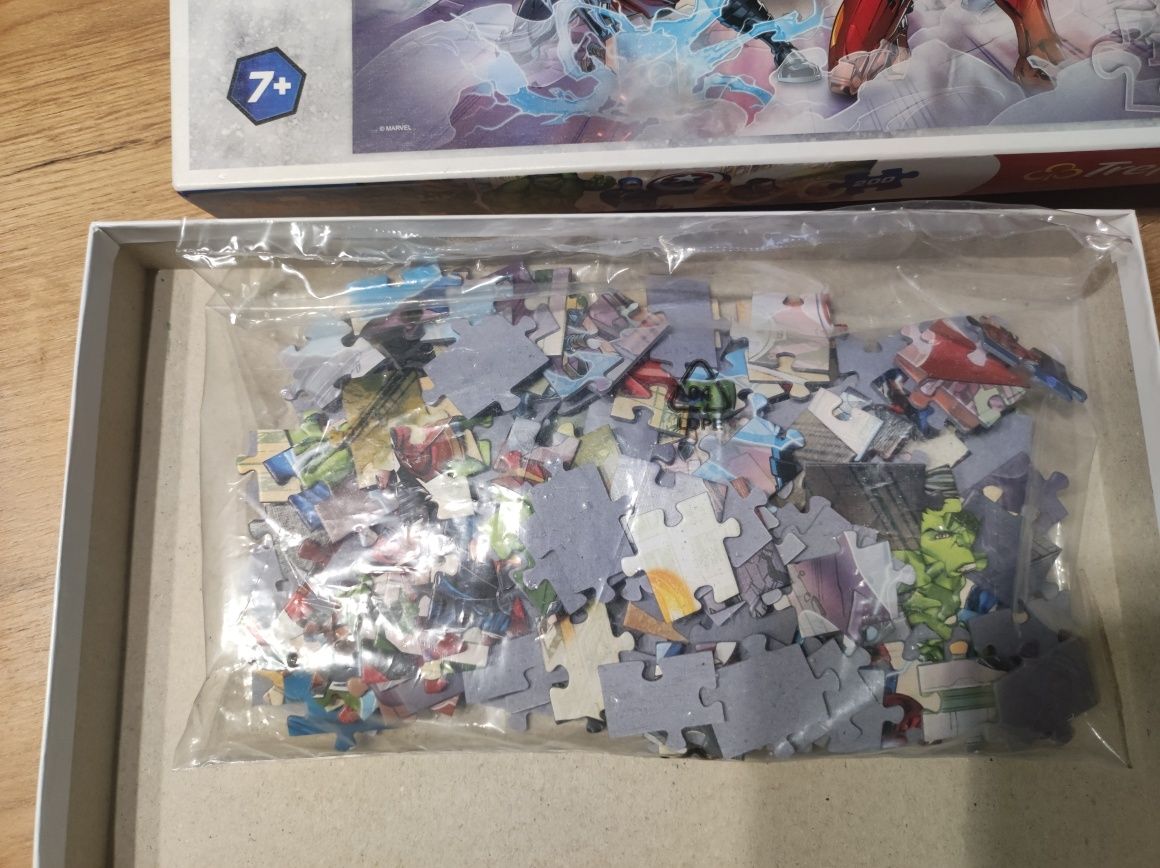 Puzzle Avengers 200 elementów