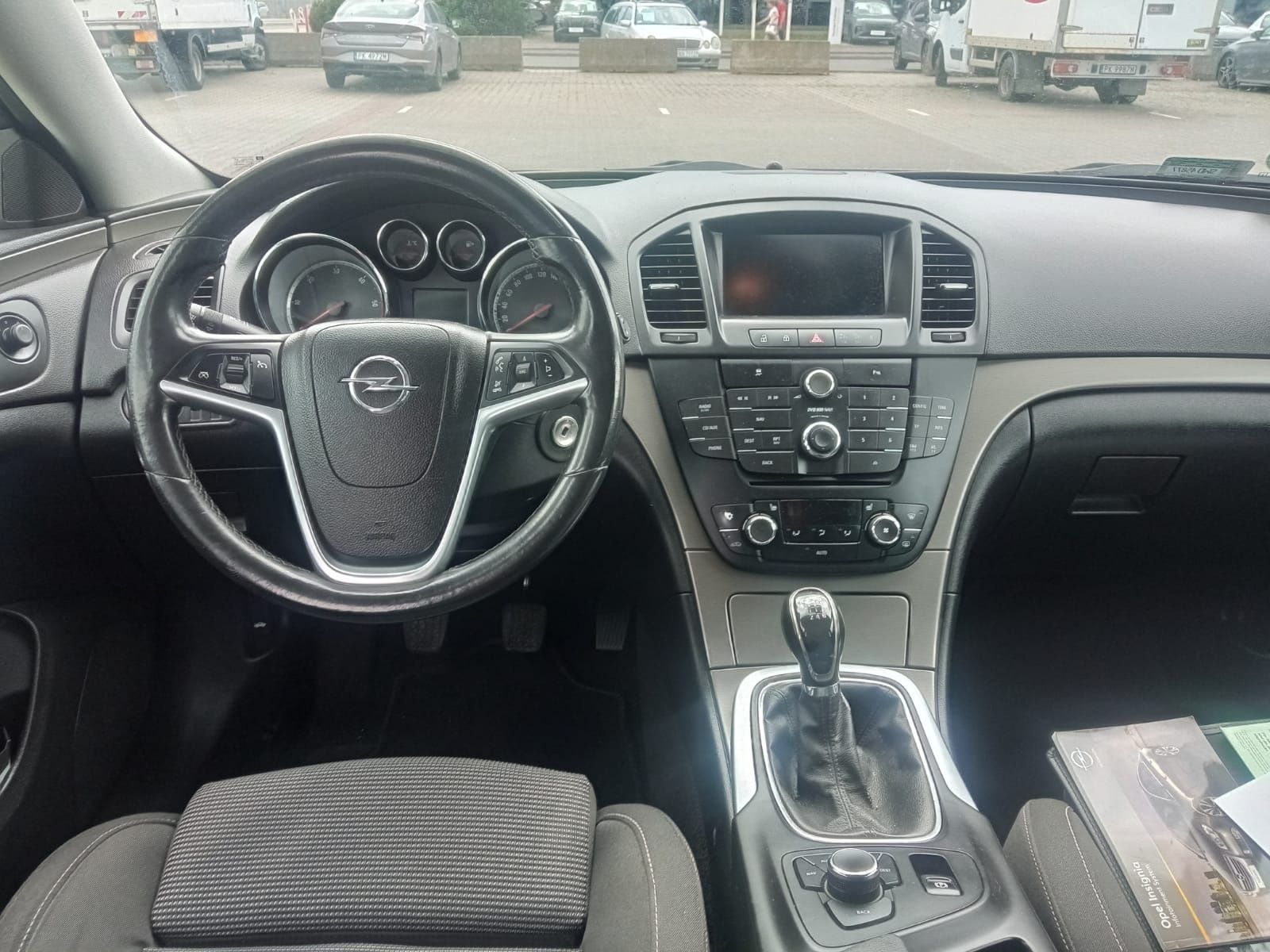 opel insignia 100 % sprawny bez rdzy