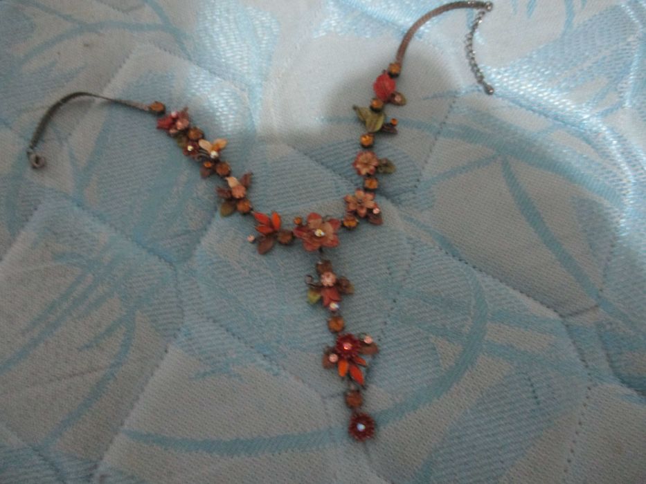 conjunto de colar e brincos flores do campo vintage