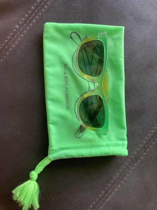 Oculos criança Zara