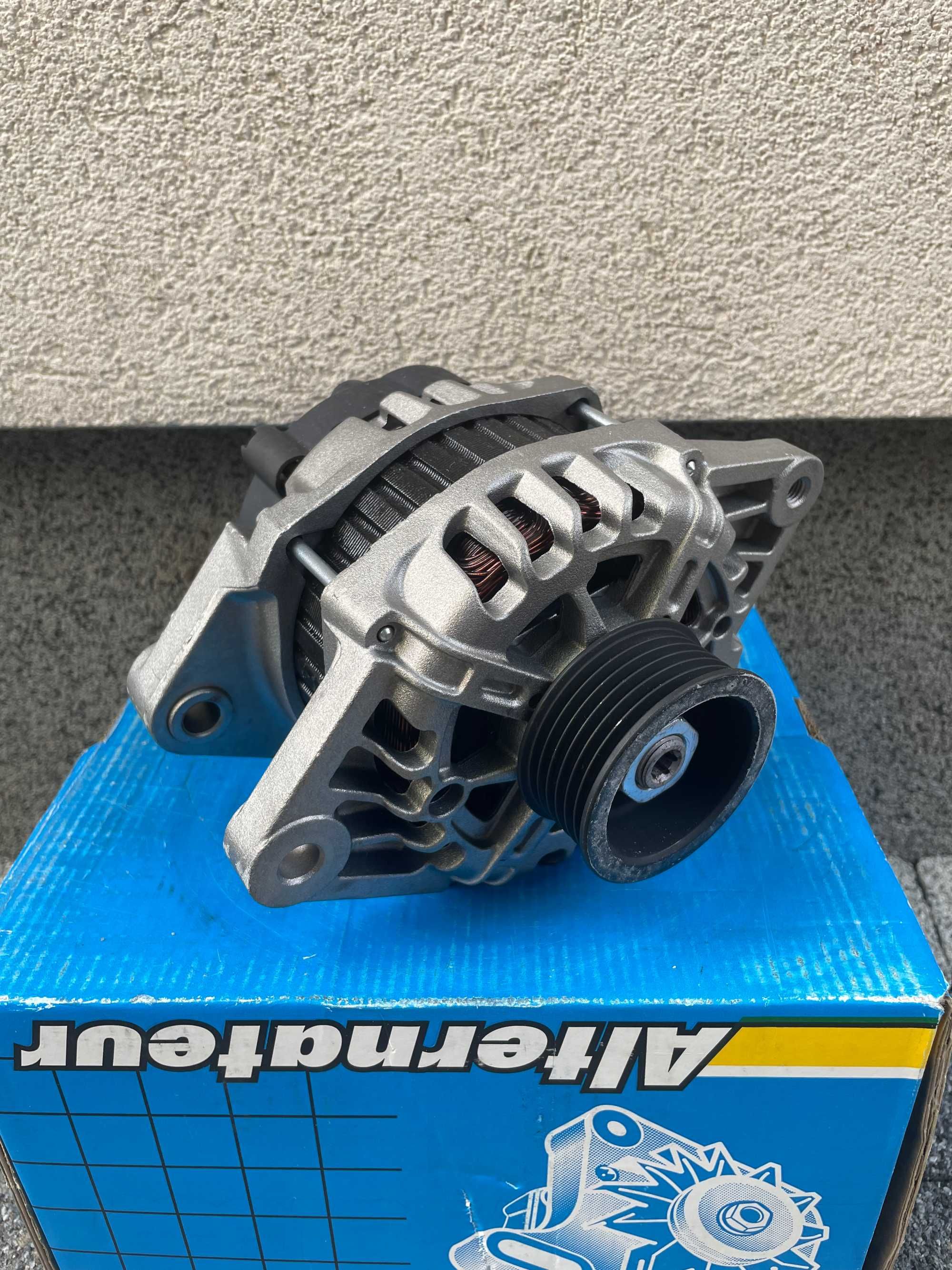 Alternator HYUNDAI i20 i30 Veloster Cerato KIA Ceed Soul Venga