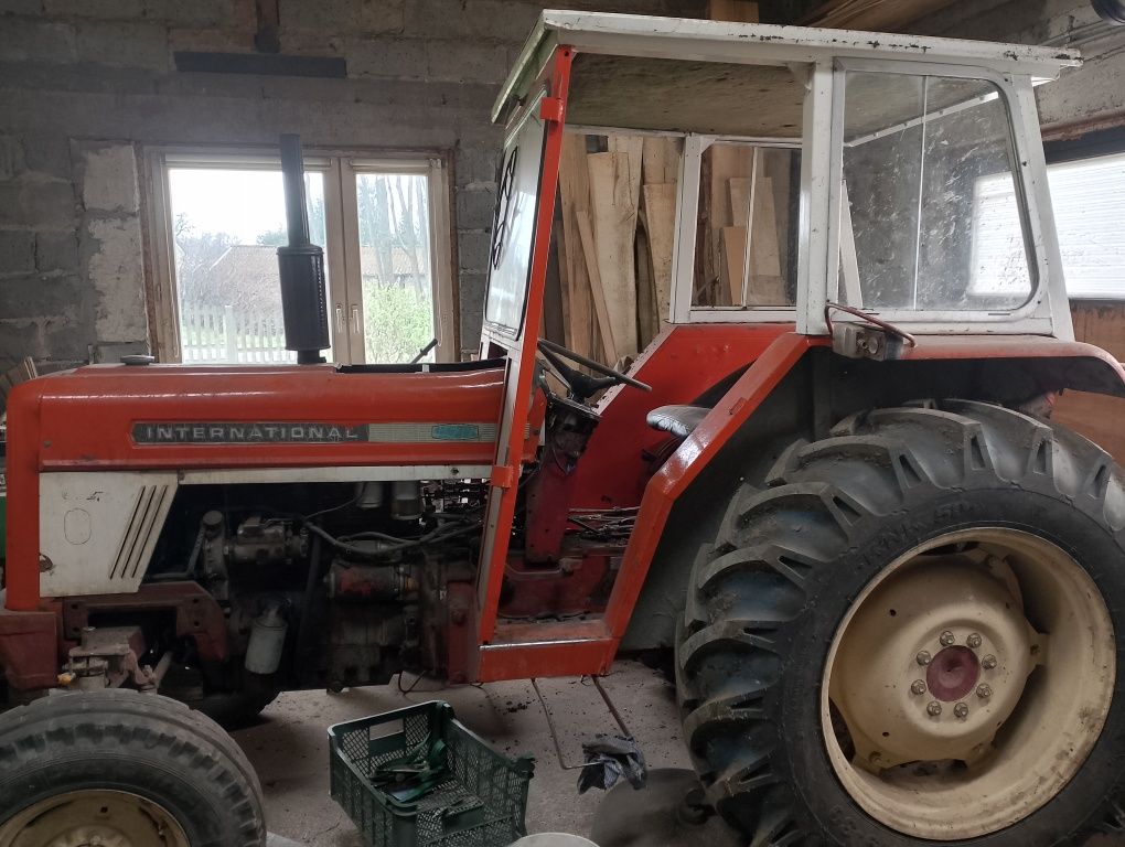 International 475 nowe opony