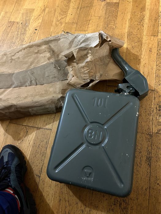 Karnister metalowy 10 l