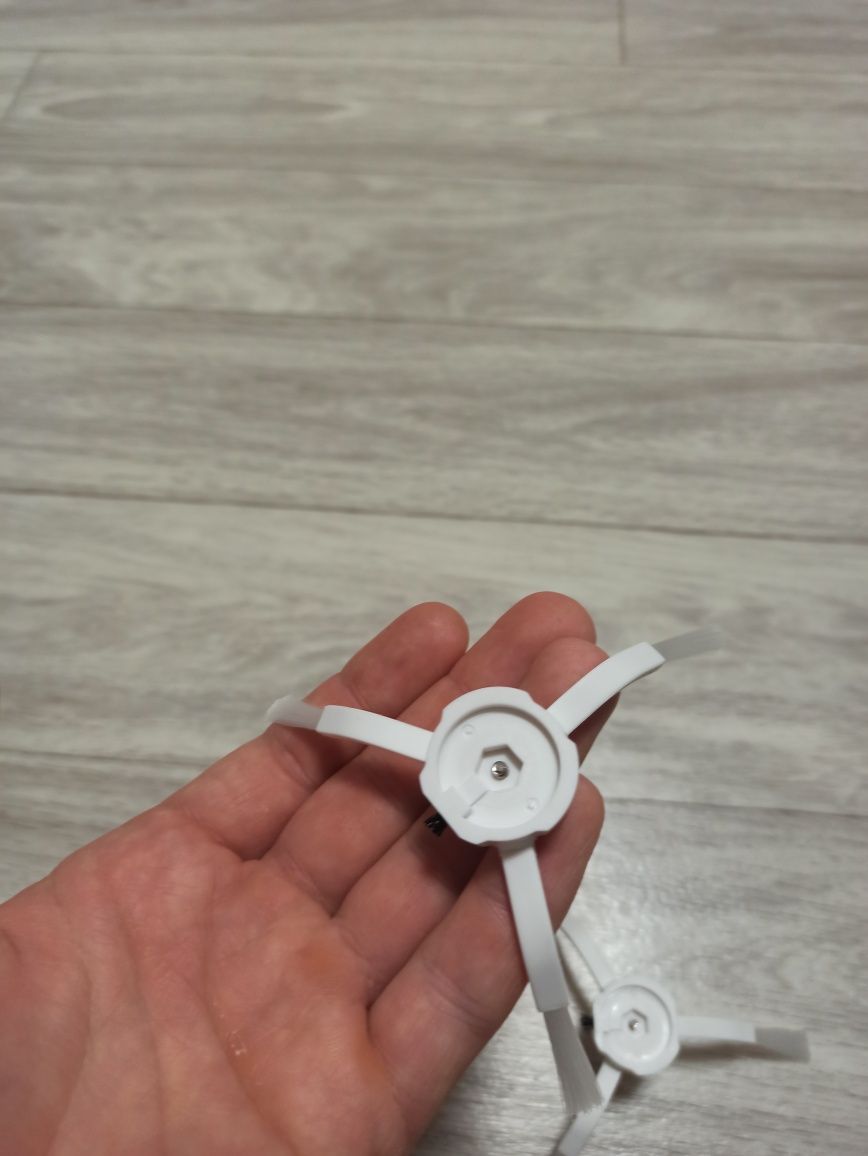 Нові!Щітки для робота пилососа Xiaomi Roborock Q7,G10,T8,S5,S6,Mijia 1