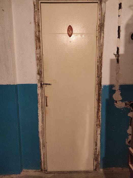 Продам чи обміняю на будматеріали вживані вікна/двері