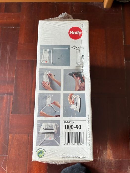 Suporte de parede para tábua de engomar Hailo Mural 1100-90