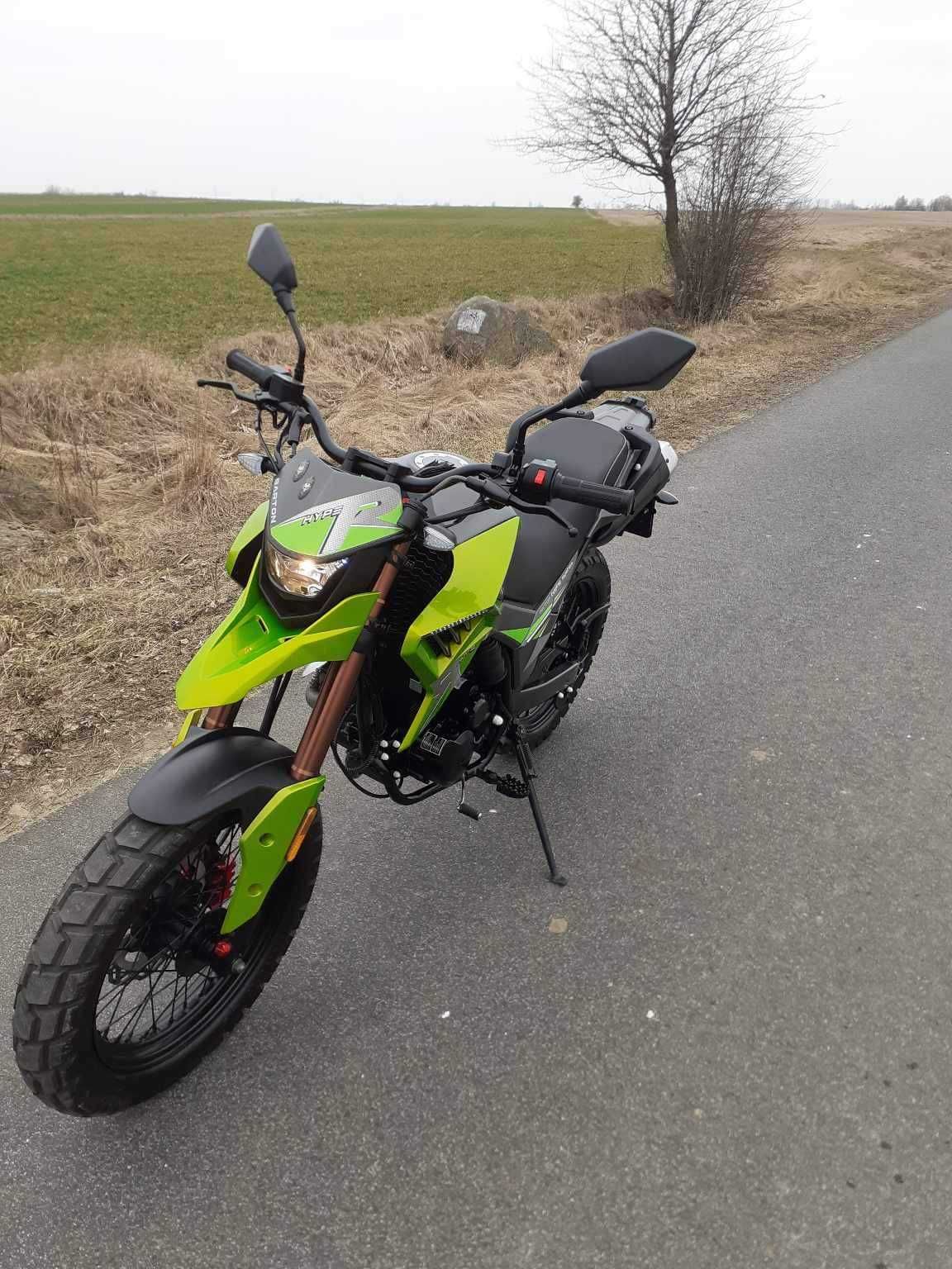 Motocykl Barton Hyper 125CC - niski przebieg !