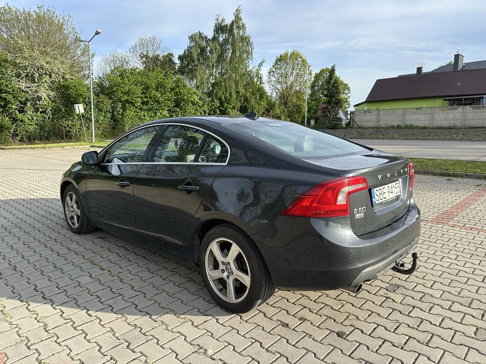 Volvo s60 2.4D5 205km