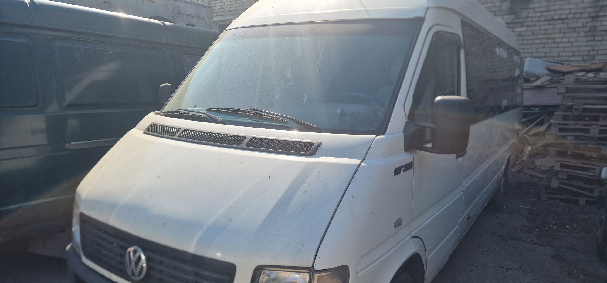 Автомобиль вольксваген