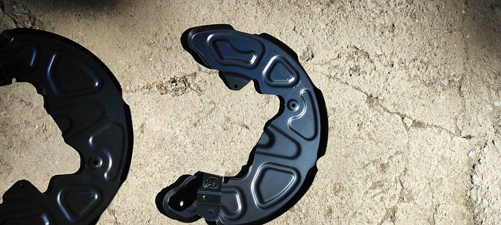 Защитные щитки тормозных дисков Опорные диски Vito w447