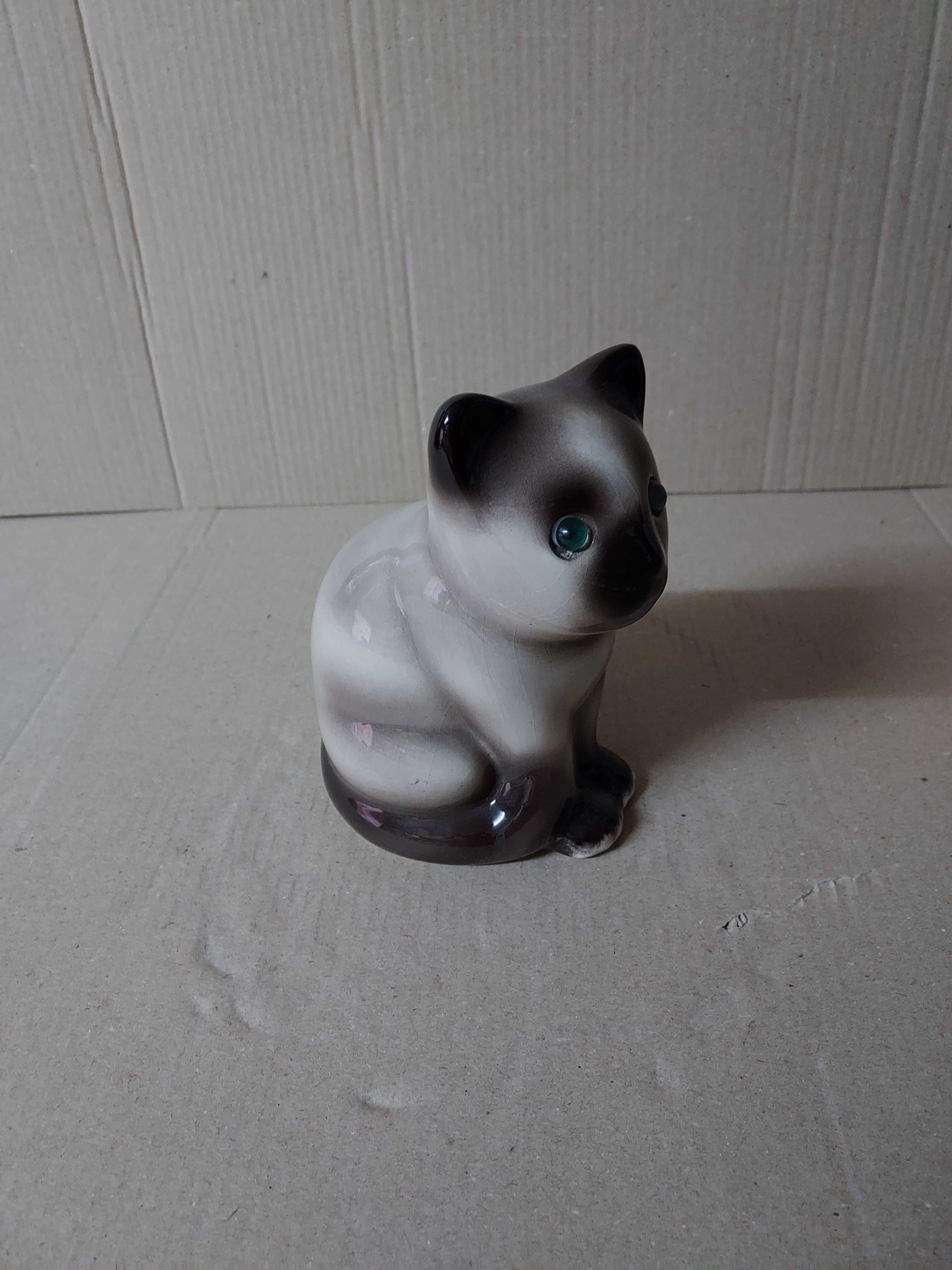 Gatinho Sentado – Siamês em Cerâmica Decorativa