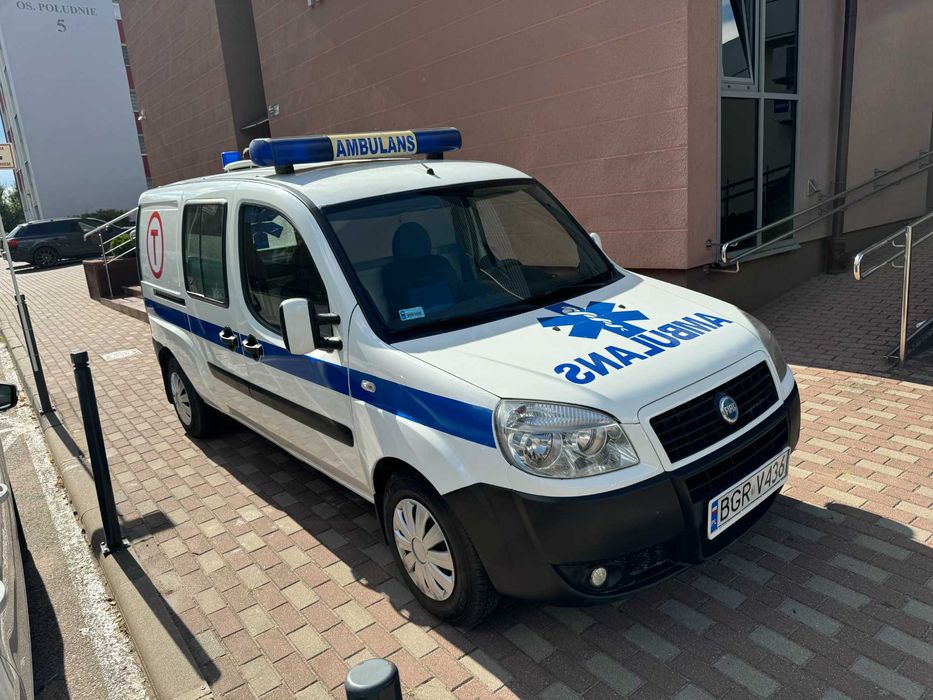 Karetka Ambulans Fial Doblo po remoncie