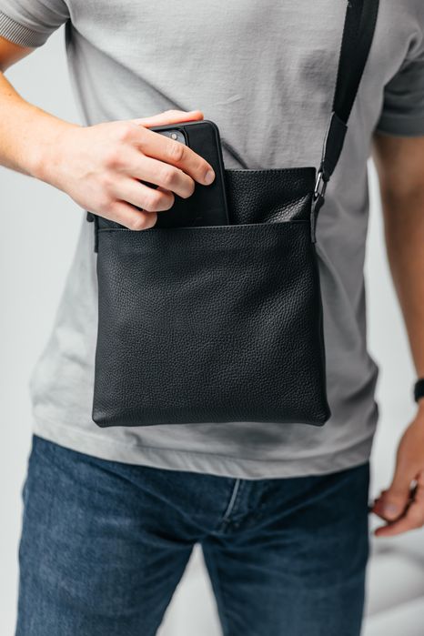 Мужская сумка Флеш Ап черная из натуральной кожи, барсетка через плечо