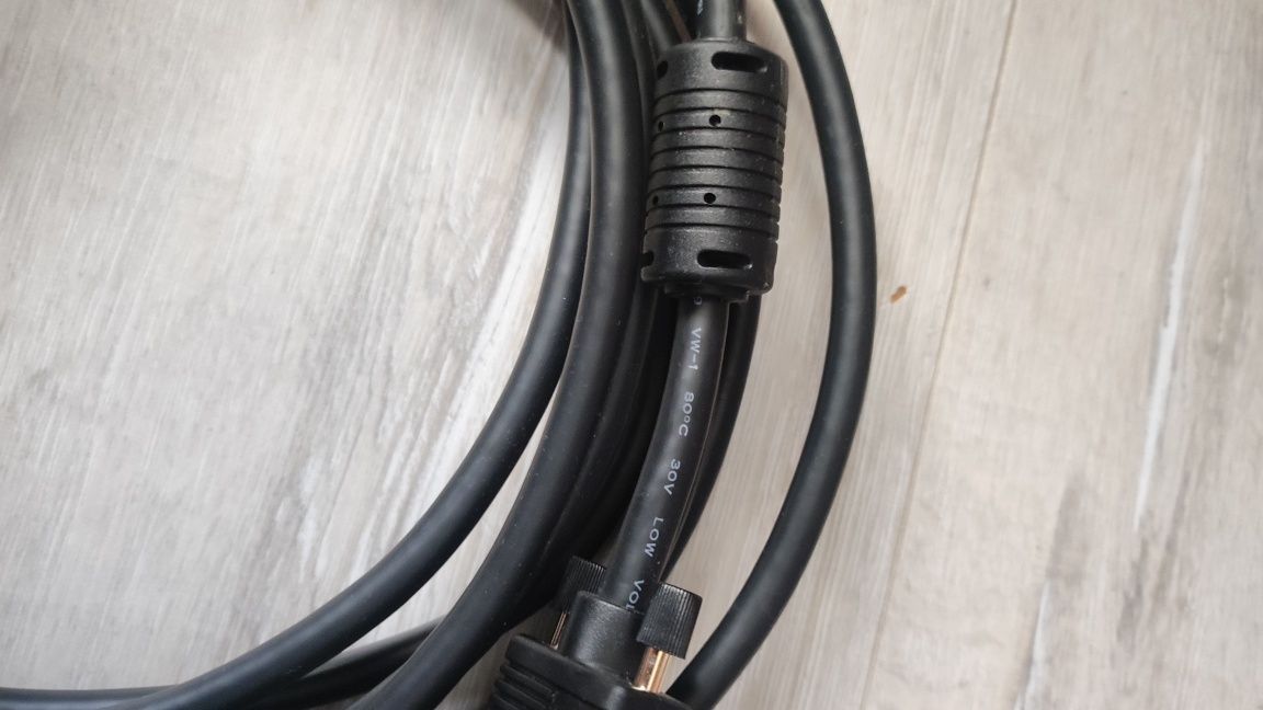 VGA-VGA кабель 5 м НОВИЙ