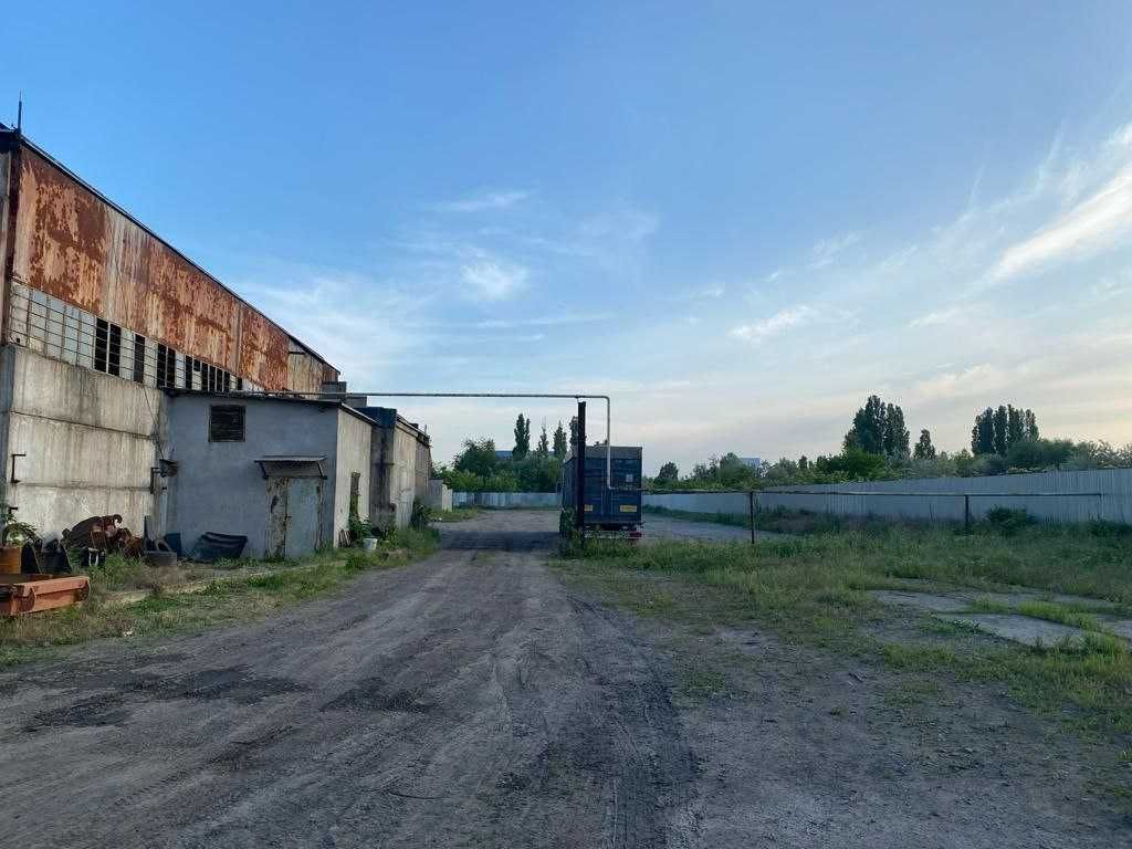 Склад. Комплекс. Виробництво. Завод