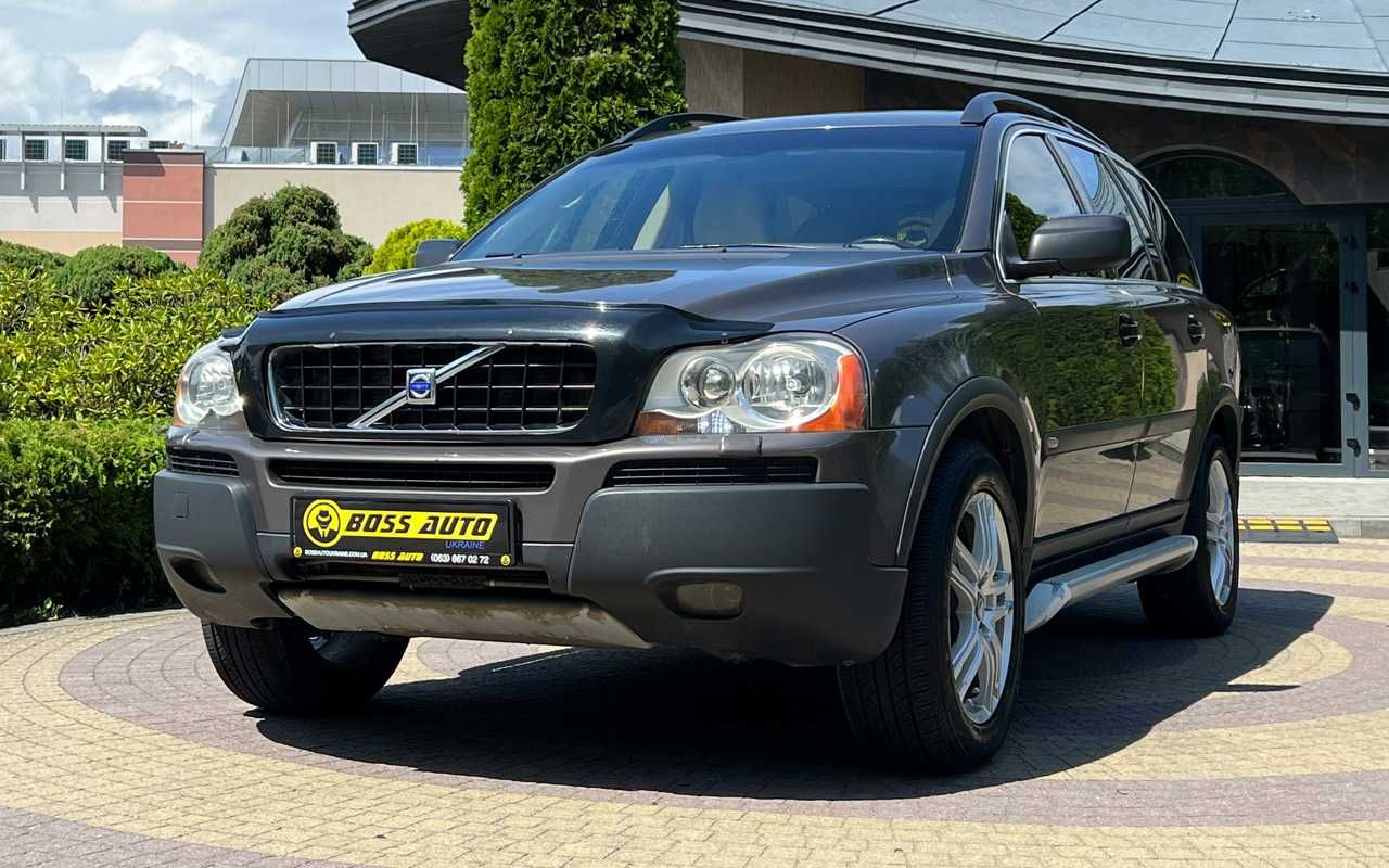 Volvo XC90  2005