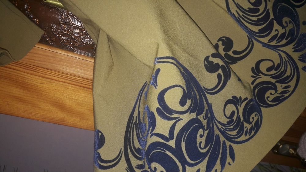 Платье на девочку