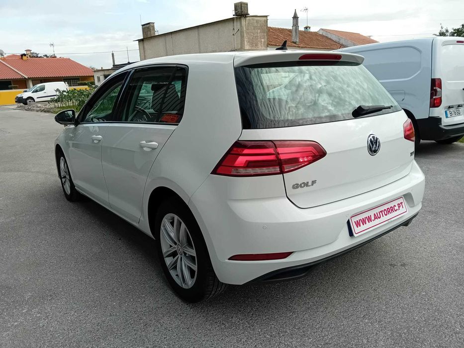 VW Golf VII 1.6 tdi - Nacional ( pequeno sinistro )