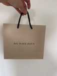 Burberry torebka prezentowa papierowa mała 19/23