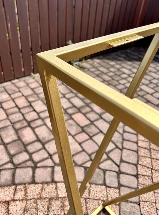 Stojak stelaż pod torty