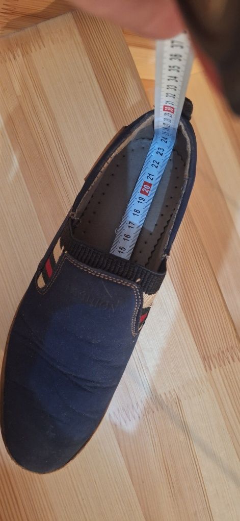 Eleganckie buty dla chłopca rozmiar 36