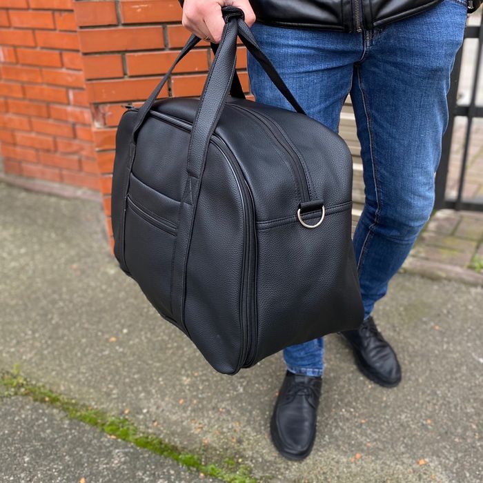 Дорожна спортивна сумка велика міцна чорна Wagon