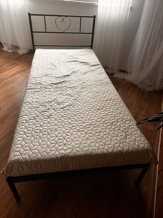 Łóżko plus materc 90x200