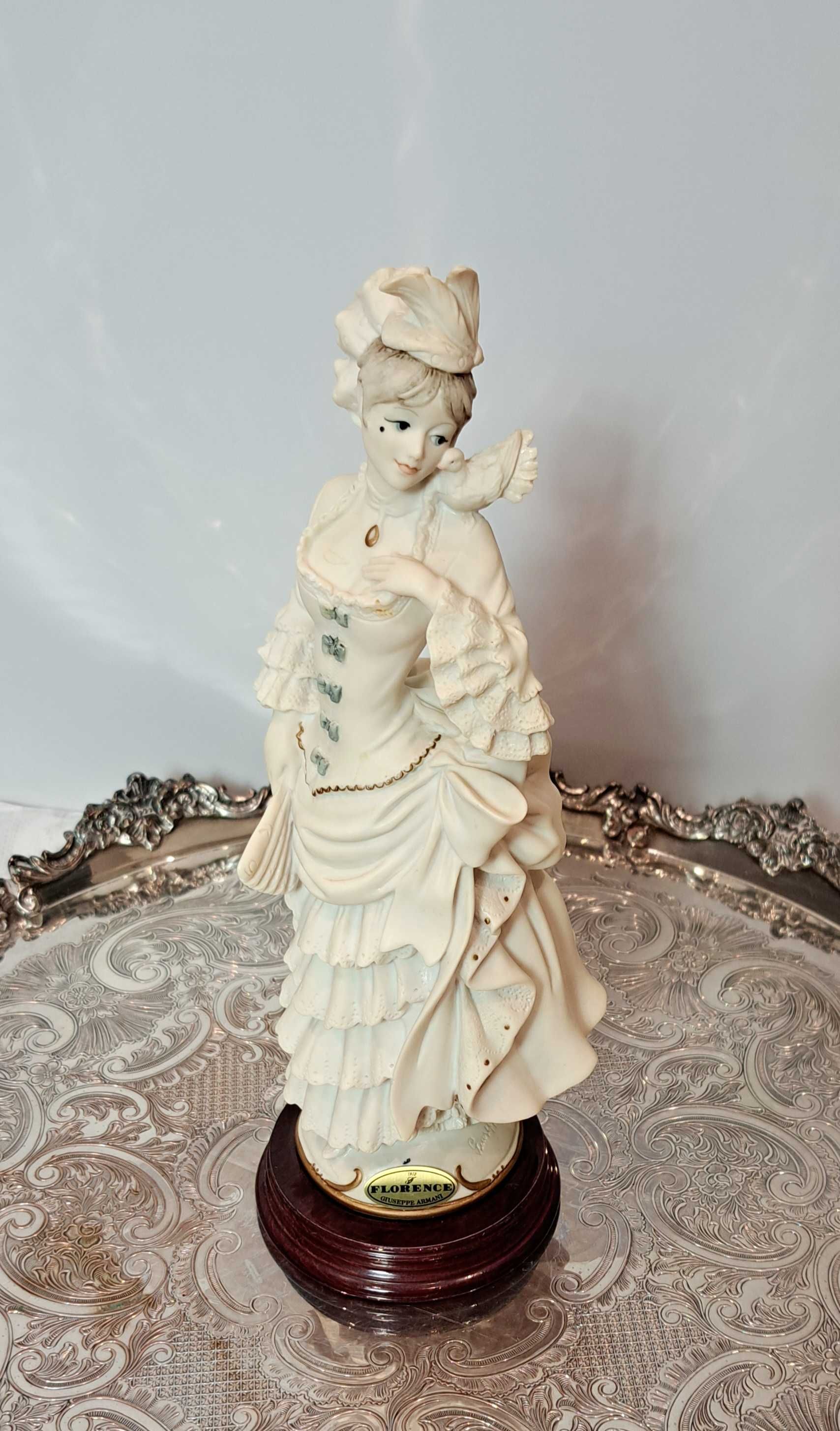 Figurka z alabastru od Giuseppe Armaniego